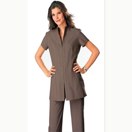 Uniforme servicios generales Sobremedidas 4